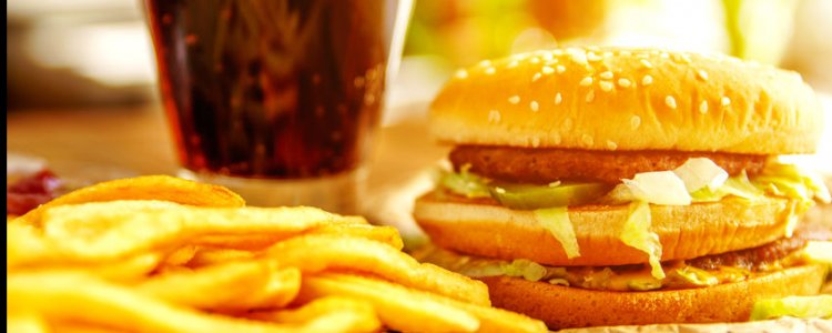 Jongen blind door gebrek aan gezonde voeding
