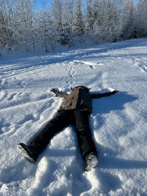 Spelen in de sneeuw heelt je zicht