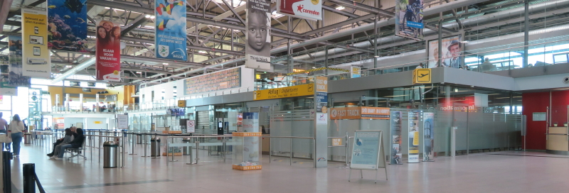 airport-weeze-terminal-1 airport-weeze-terminal-1