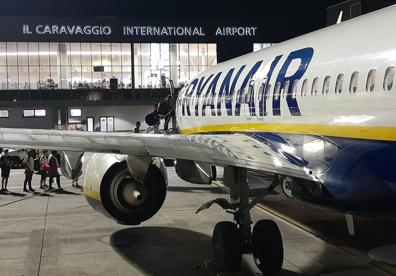 beste-plek-vliegtuig-ryanair-toestel-airport-milaan-bergamo-italie