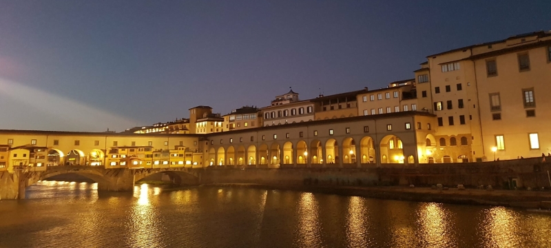 brug-ponte-vecchio-in-florence-toscane