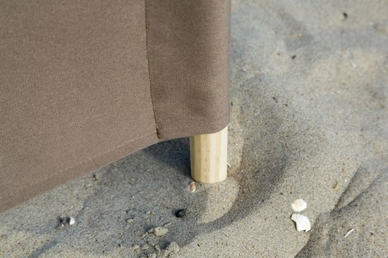 dralon-windscherm-strand-van-pino-sol-paal-in-zand