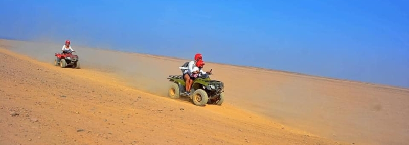 goedkope-vakantie-hurghada-quad-rijden-woestijn-1