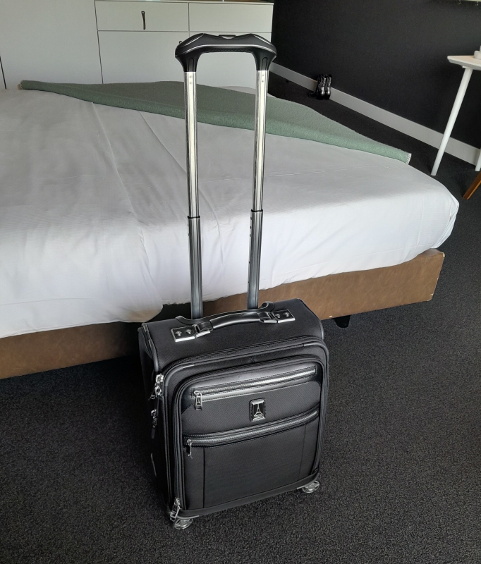handbagage-trolley-travelpro-van-der-valk-sassenheim
