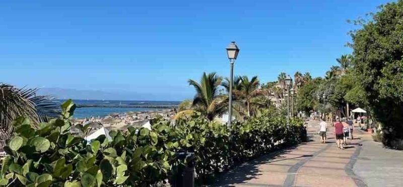 herfstvakantie-zonnige-bestemmingen-tenerife-boulevard