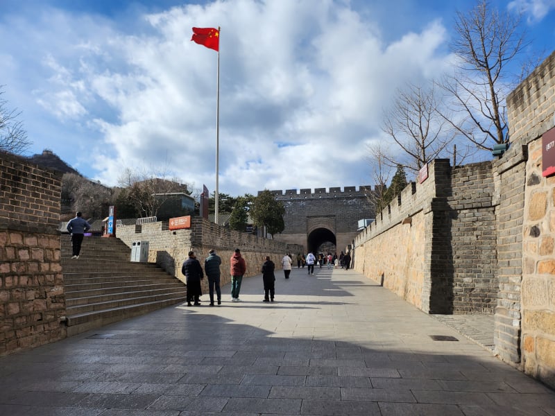 hoe-lang-is-de-chinese-muur-badaling