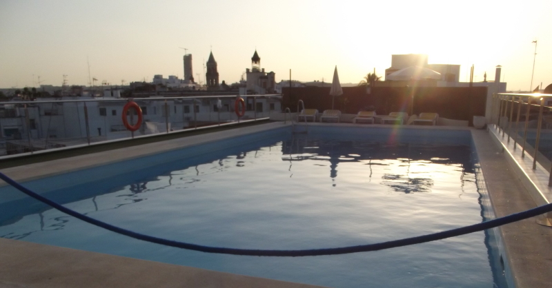 hotel-don-paco-in-sevilla-rooftop-pool