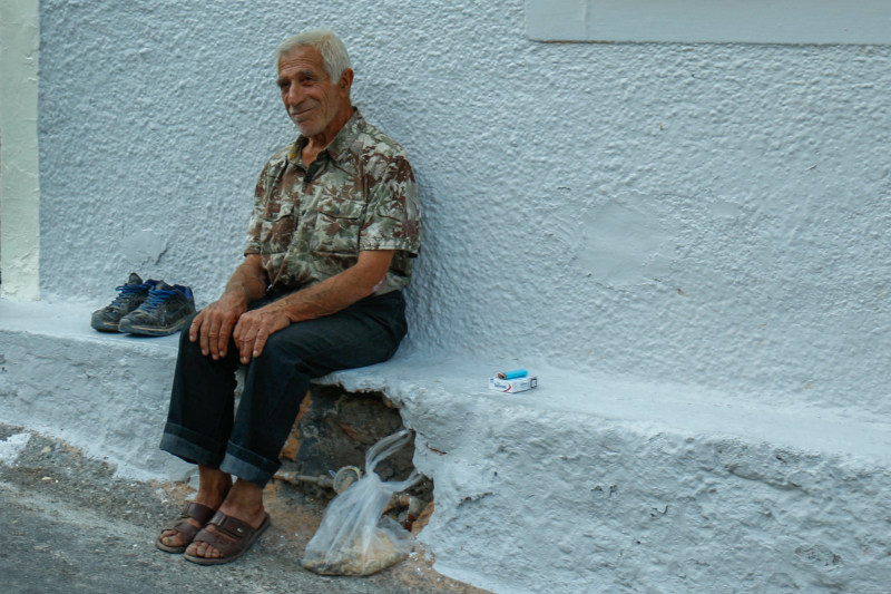 kleinschalig-hotel-in-griekenland-oude-man