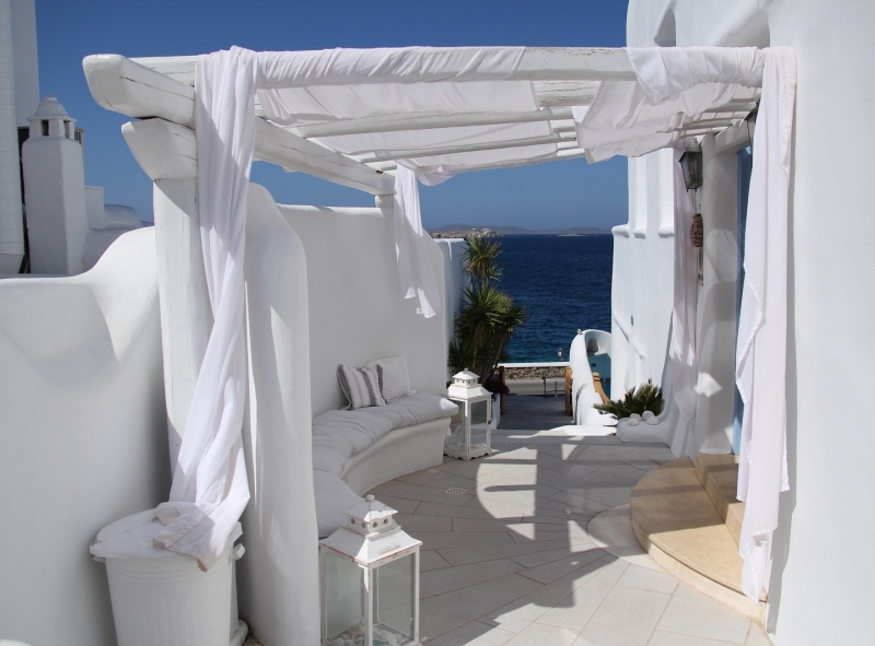 kleinschalig-hotel-in-griekenland-terras