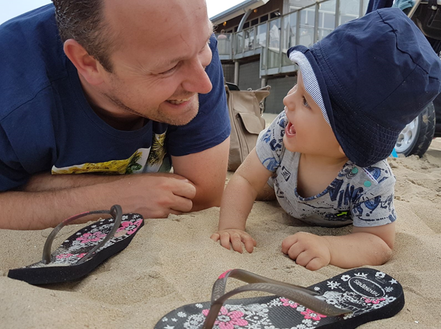 op-vakantie-met-baby-strand