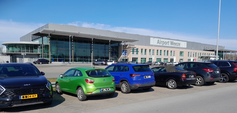 p-terminal-parkeren-op-airport-weeze-de
