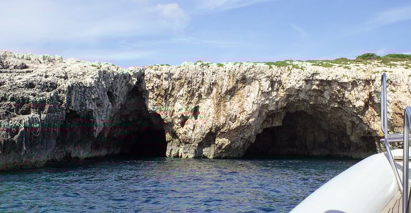 ravnik-groene-grot-hvar