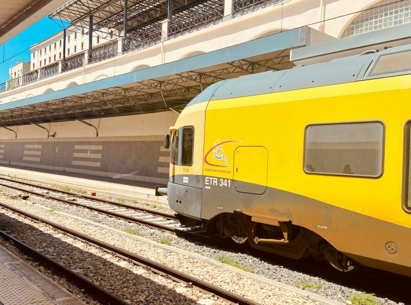 vakantie-in-puglia-treinstation-bari vakantie-in-puglia-treinstation-bari