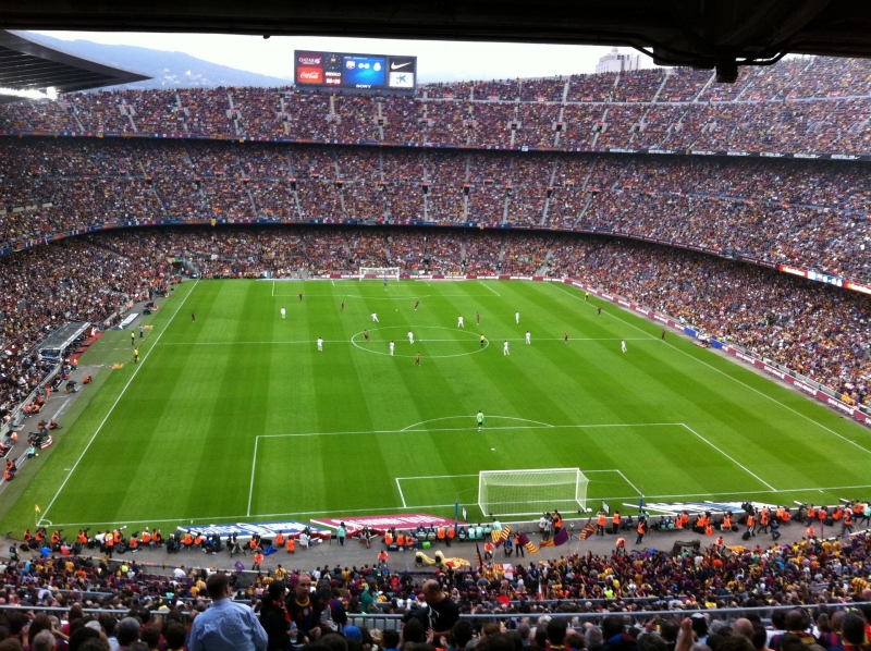 verschillen-stedentrip-barcelona-of-madrid-voetbalteams