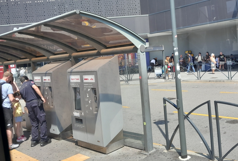 waar-ligt-het-gardameer-in-italie-airport-shuttlebus-naar-treinstation