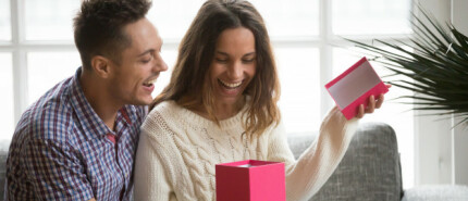 Wat verwachten vrouwen op feestdagen, zoals Valentijn of een verjaardag van een man?