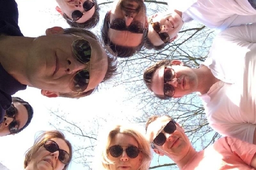 Go Team Go Give teamfoto