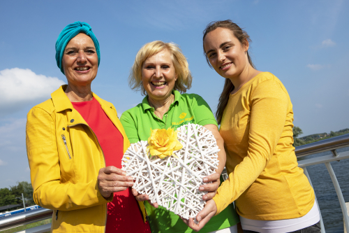 Een warm hart voor onze gasten YRF geeft met liefde een warm hart aan onze doelgroep met het organiseren van speciale dagen