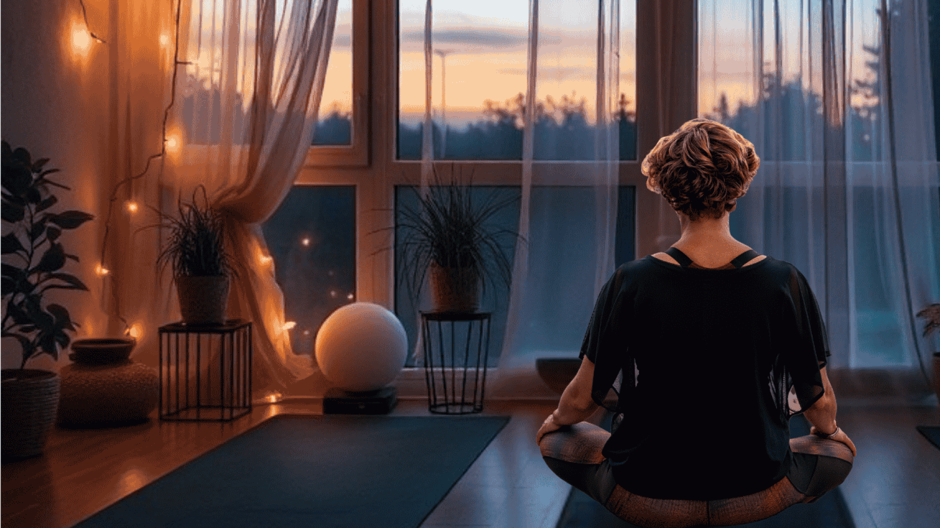 ONline yoga vanuit je eigen huis in de winter ONline yoga tijdens de donkere maanden van het jaar
