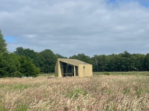 Natuurhut yoga retreat in de natuur