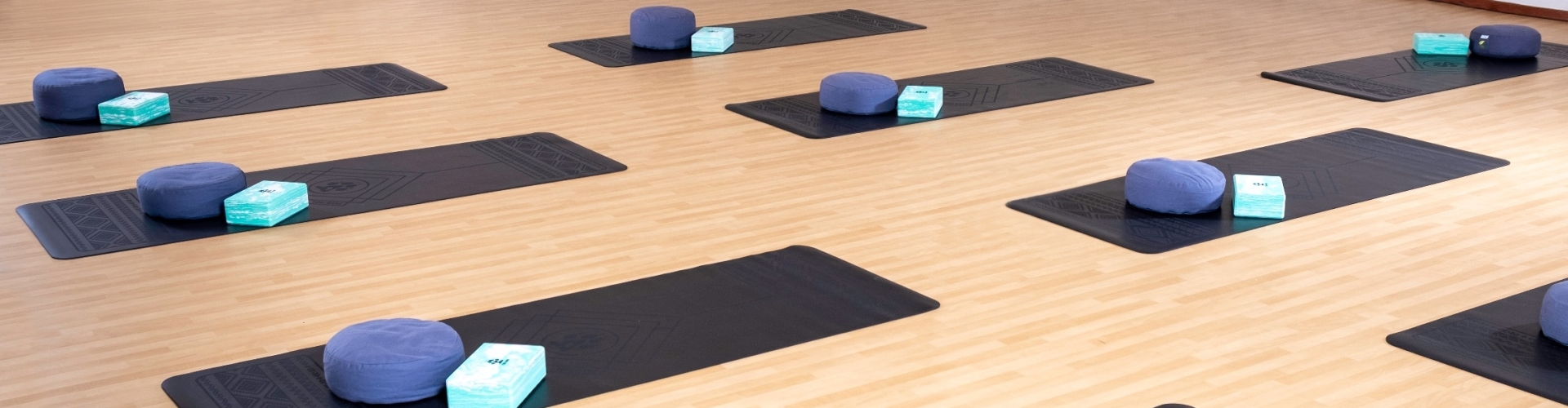ruime yogastudio van Yoga Flow Zuidlaren