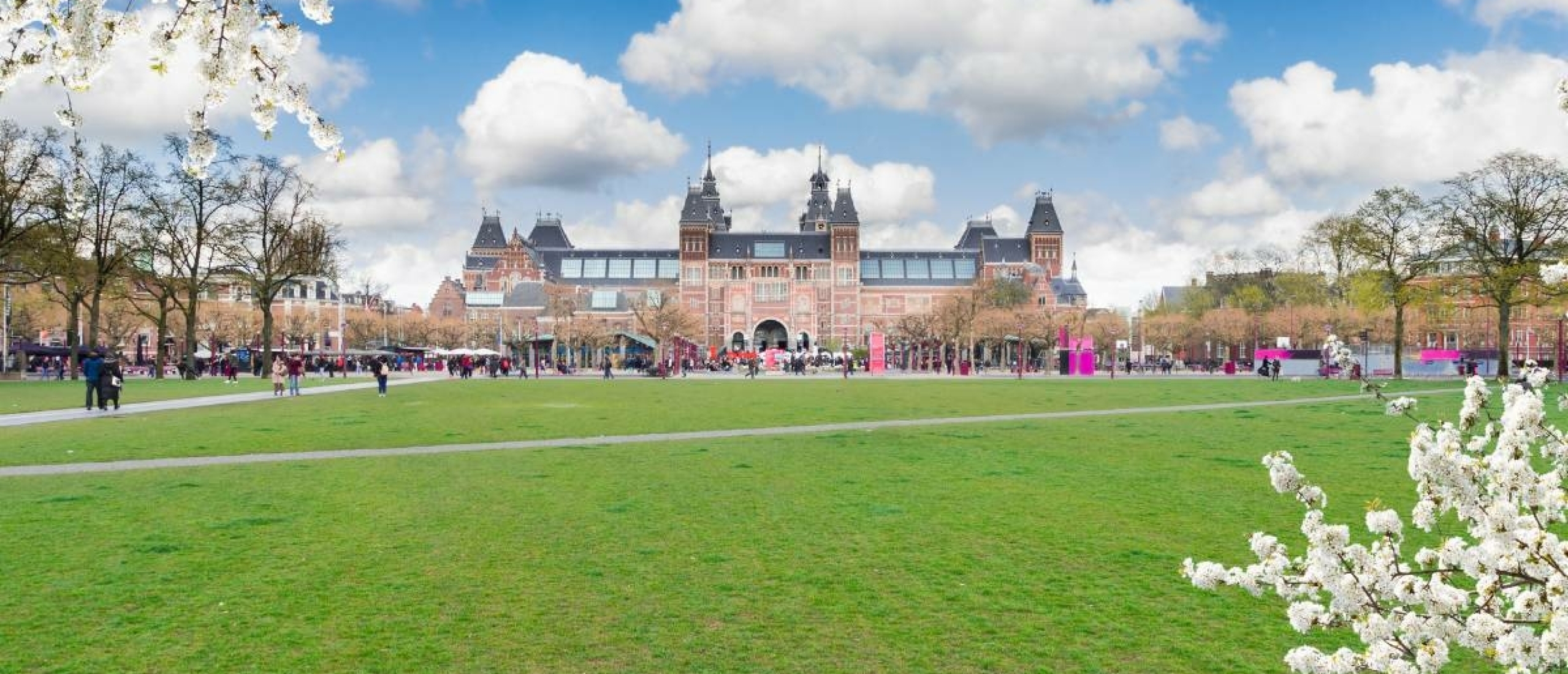 Amsterdam Old South: Expat Guide