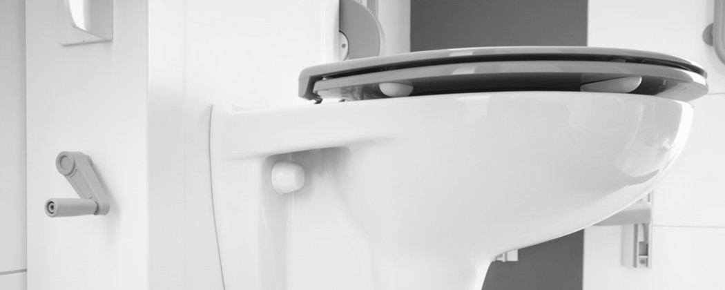 Elk openbaar gebouw moet een toegankelijk mindervalidentoilet hebben!