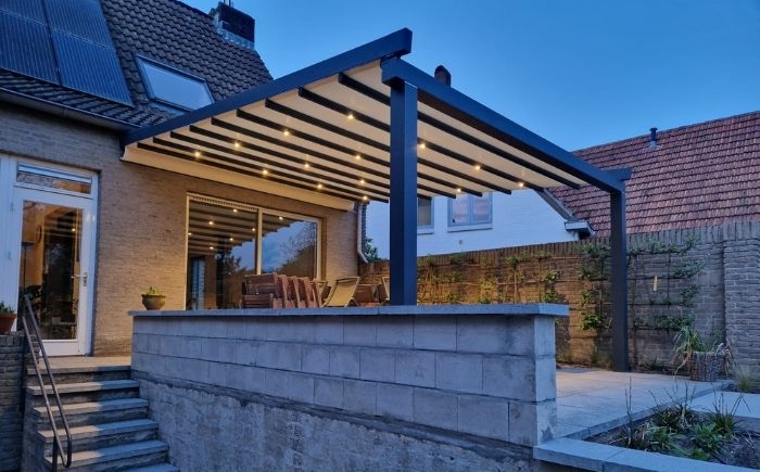 dimbare-led-verlichting-aluminium-pergola-zsm-zonwering-gorinchem