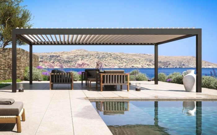 een-pergola-lamellendak-van-zsm-zonwering-staat-als-een-huis