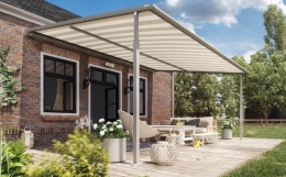 Oprolbare pergola overkapping van ZSM Zonwering, flexibel en stijlvol voor optimale beschutting in uw tuin