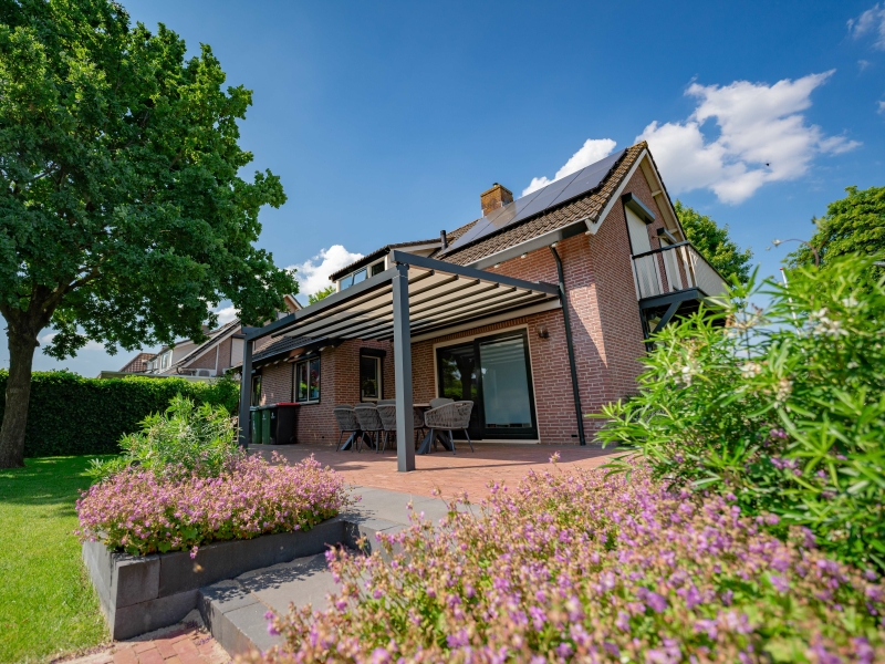 pergola-zonwering-schuin-inspiratie-foto-zsm-zonwering