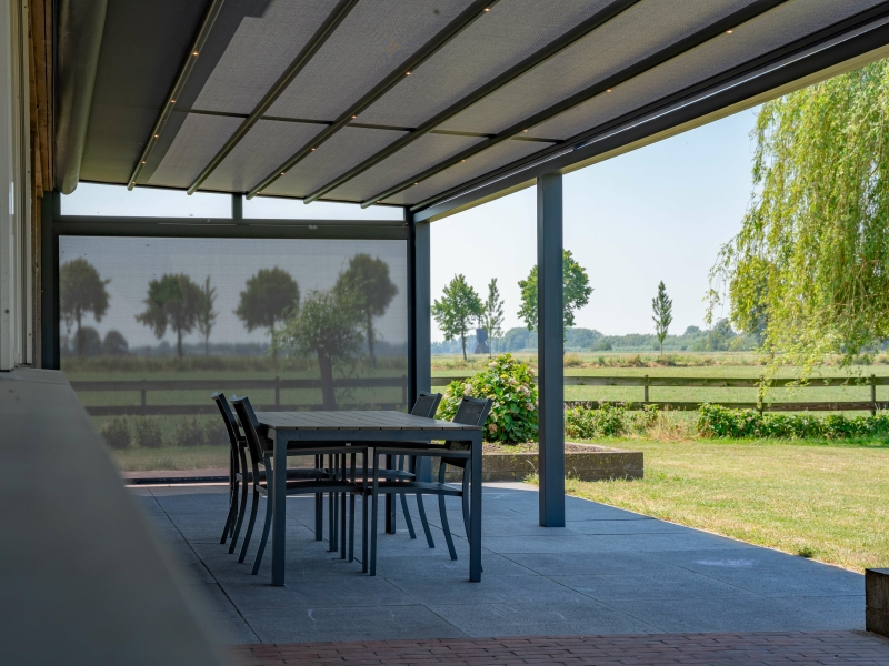 Pergola | Comfort op elk moment van de dag | ZSM Zonwering Comfort op elk moment van de dag met een pergola van ZSM Zonwering