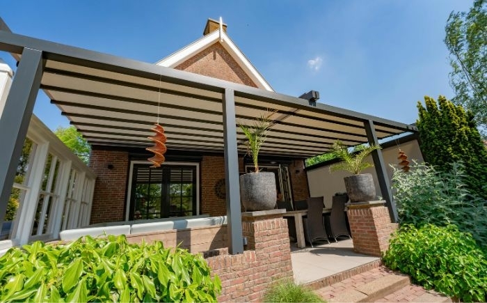 pergola-zonwering-stevige-montage-zsm-zonwering-gorinchem