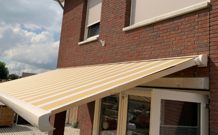 Terrasscherm Nice & Easy compacte cassette-zsm zonwering Terrasscherm Nice & Easy van ZSM Zonwering heeft een compacte cassette