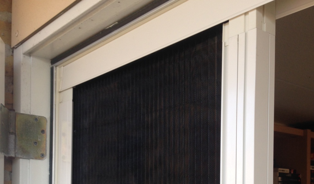 Plissé horren, gebruiksvriendelijke insectenwering voor ramen en deuren