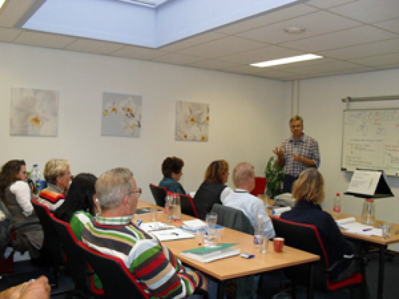 Dick Kuiper in actie tijdens de Opleiding tot Buteyko Therapeut Dick Kuiper in actie tijdens de Opleiding tot Buteyko Therapeut