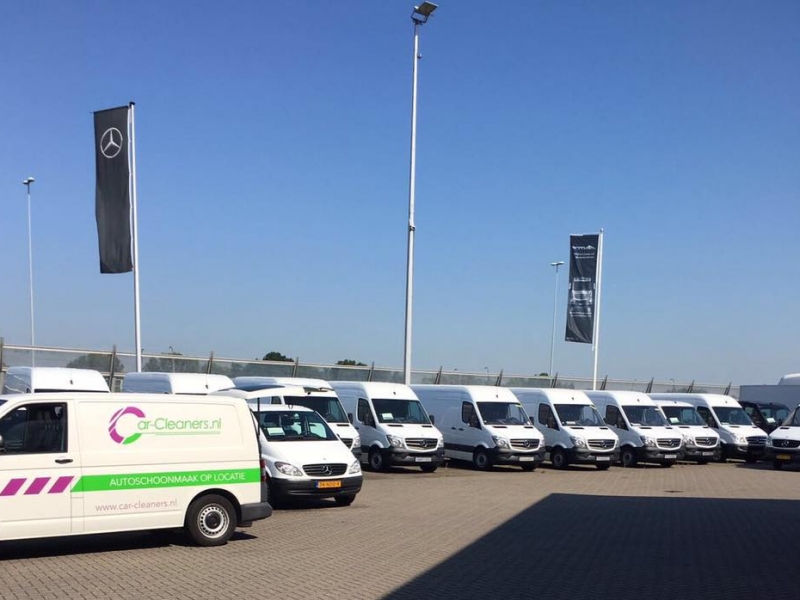 Bedrijfsauto schoonmaken Bedrijfsauto schoonmaken