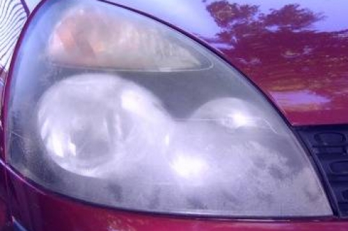 Koplampen polijsten Koplampen polijsten