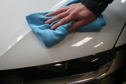 Auto laten poetsen Auto laten poetsen