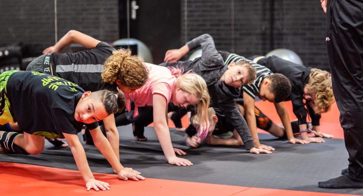 Kickbokstraining voor kinderen Kickbokstraining voor kinderen