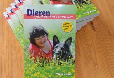 Boek Communiceren met Dieren Boek Communiceren met Dieren