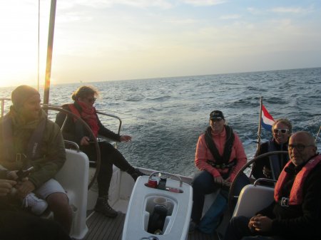 Gasten aan boord wie zeilen er mee?