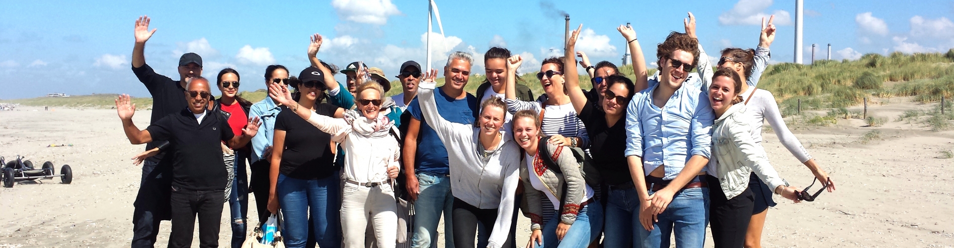 Bedrijfsuitje op het strand Bedrijfsuitjes op iedere locatie van 20 tot 750 personen