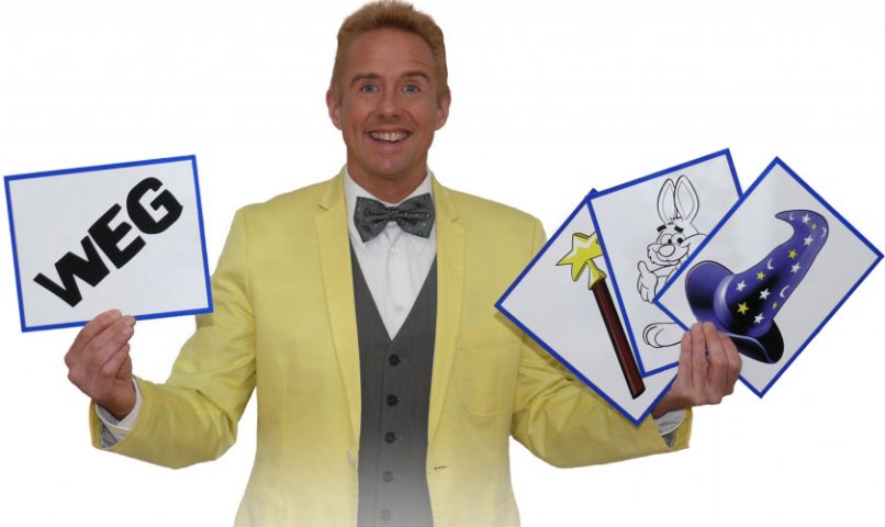 Goochelaar voor kinderen inhuren doe je bij Paul. Kindergoochelaar Paul staat garant voor 100% pret en plezier Goochelaar voor kinderen boek je bij een specialist. goochelaar inhuren. Kindergoochelaar paul staat staat garant voor een interactieve goochelshow. speelt moeiteloos in op de verschillende leeftijdsniveau's van kinderen