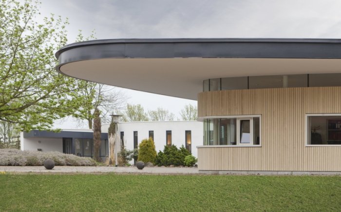 Liggende grafstenen begraafplaats Essenhof Dordrecht Ben je op zoek naar een liggende grafsteen? Grafsteenwinkel levert en plaatst ze op begraafplaats Essenhof in Dordrecht