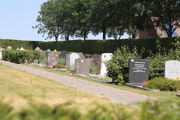 Goedkope grafsteen Ovezande algemene begraafplaats laten plaatsen, goedkoop, budget, voordelig