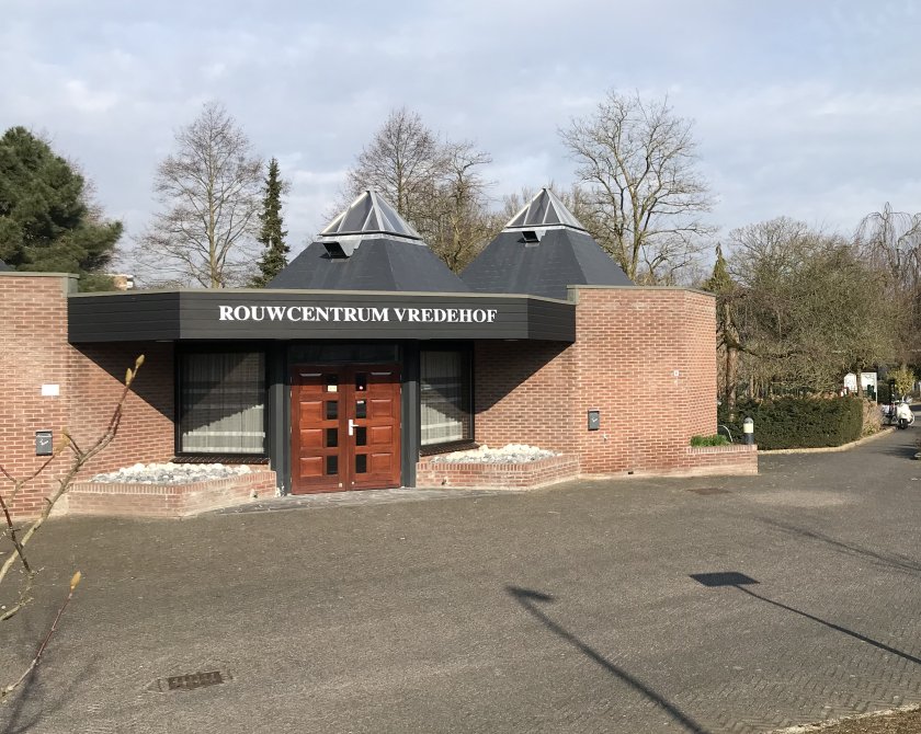 Grafstenen begraafplaats begraafplaats Vredehof in Ridderkerk Grafstenen, goedkoop, budget, algemeen graf, begraafplaats begraafplaats Vredehof in Ridderkerk