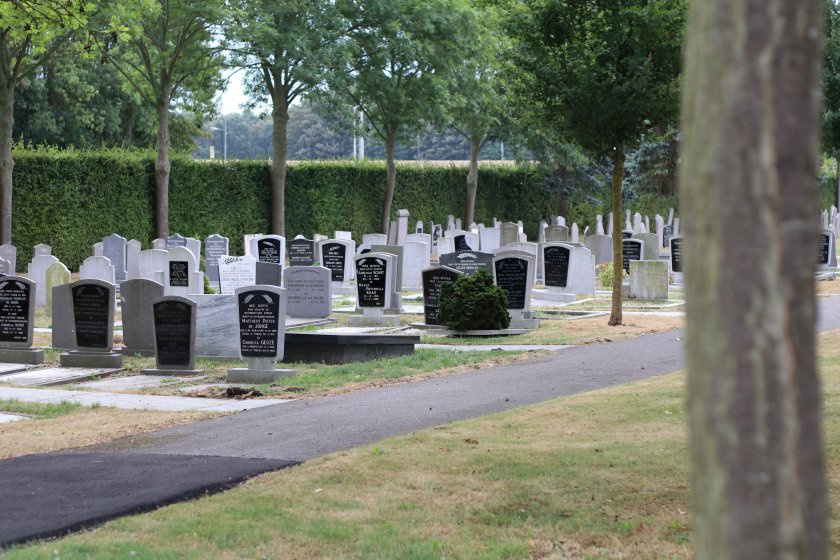 Grafstenen Algemene Begraafplaats Tholen Grafstenen Algemene Begraafplaats Tholen