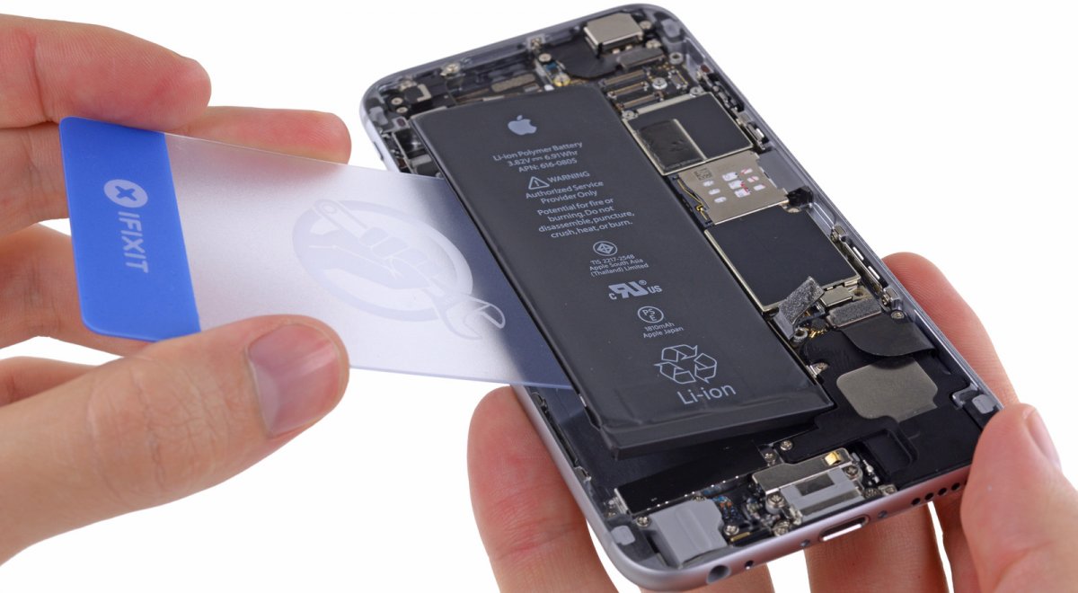 Reden Grappig binnenvallen iPhone 6S batterij vervangen € 49,- bij GSM Eindhoven direct klaar.