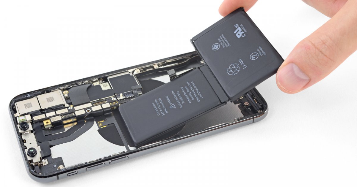 streng Ban haar iPhone X batterij vervangen € 59,- Direct klaar, geen afspraak nodig.